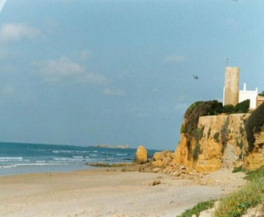 צ'יקלנה דה לה פרונטרה Hostal La Campa חדר תמונה
