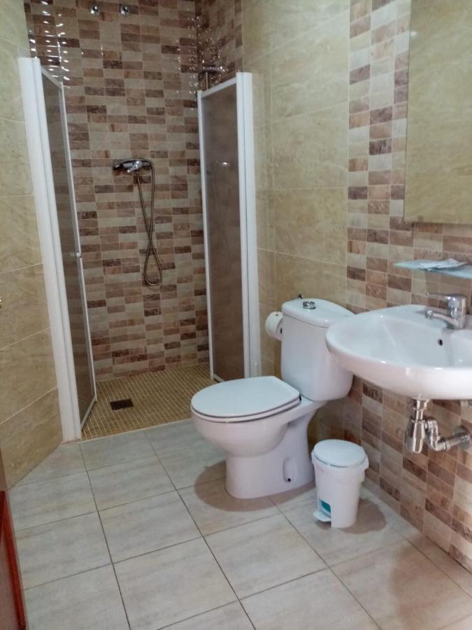 צ'יקלנה דה לה פרונטרה Hostal La Campa מראה חיצוני תמונה